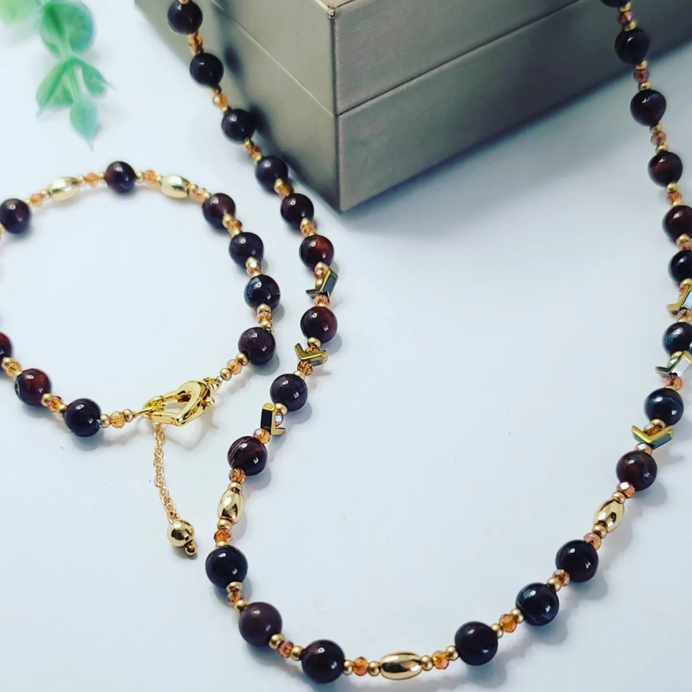 Red tiger eye set